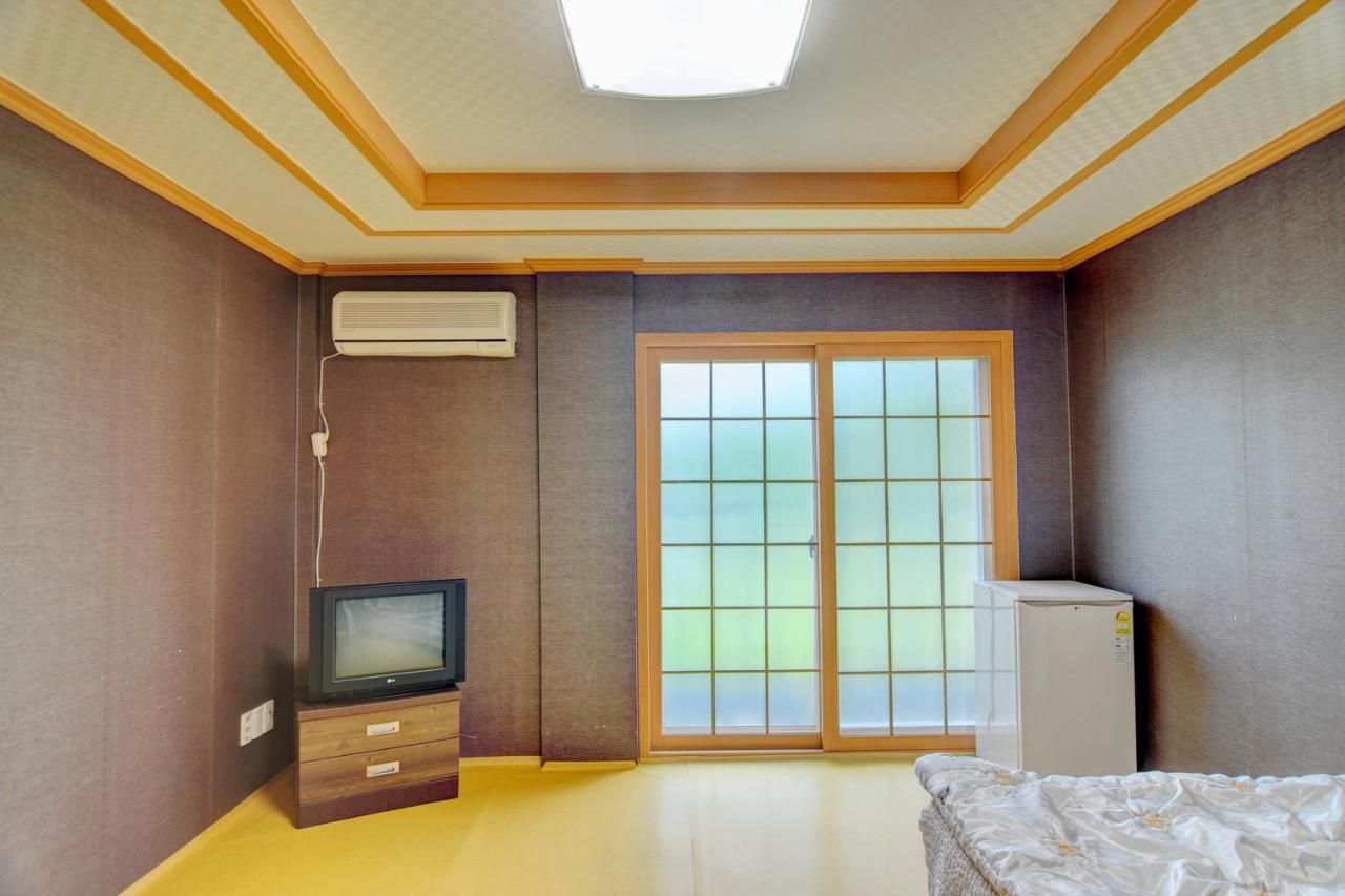 Sungbo Youth Hostel Mungyeong Exteriér fotografie