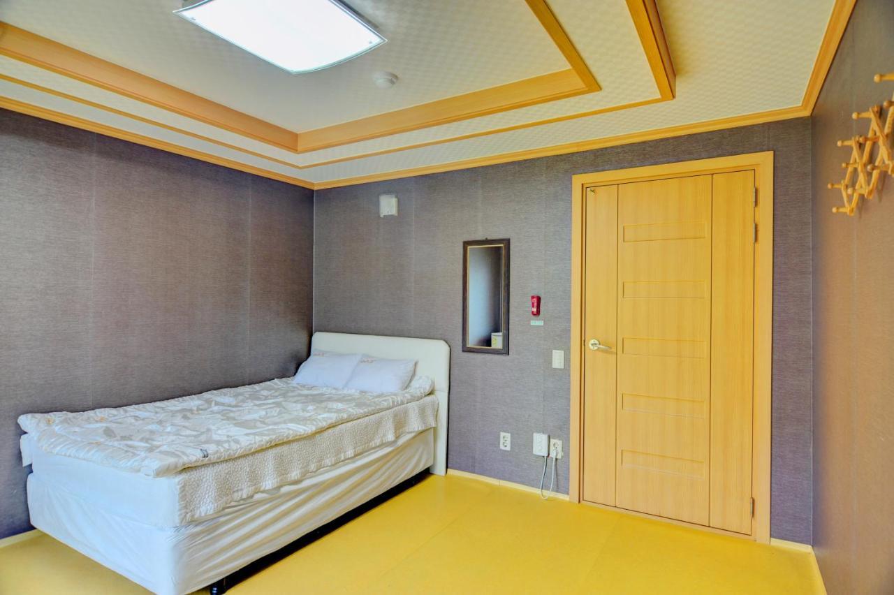 Sungbo Youth Hostel Mungyeong Exteriér fotografie