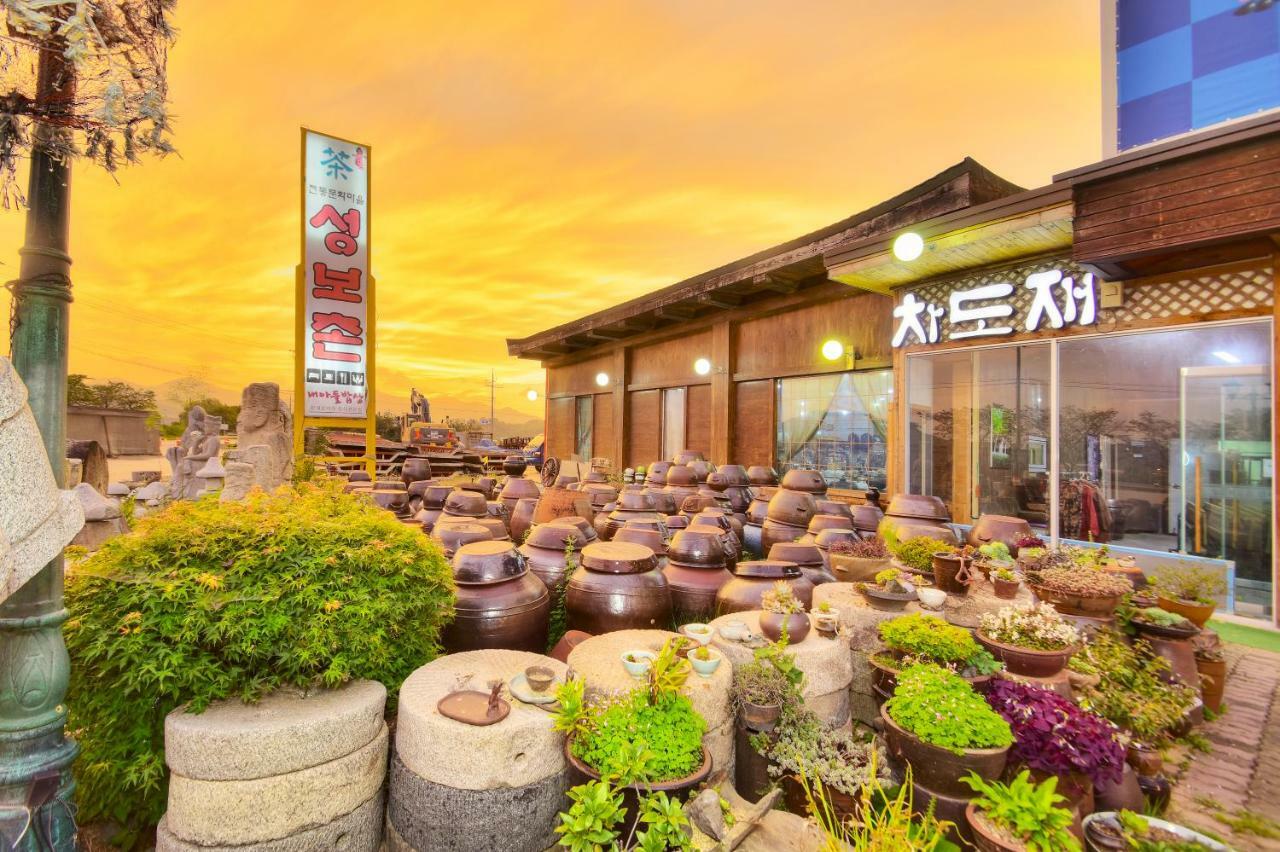 Sungbo Youth Hostel Mungyeong Exteriér fotografie